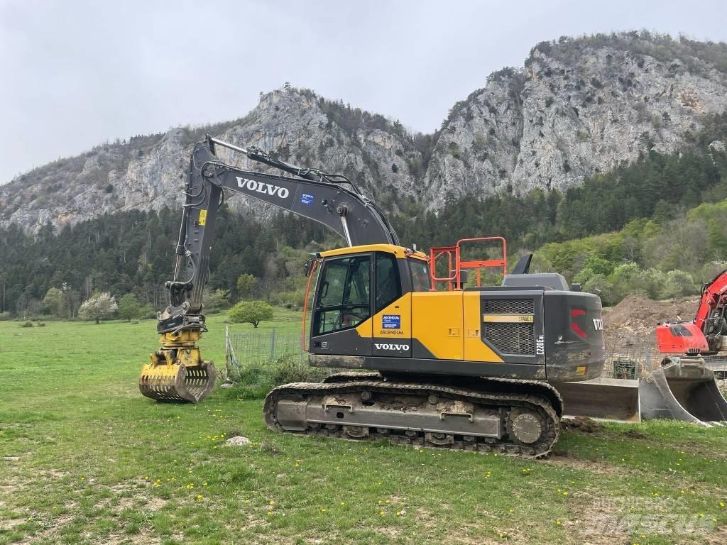 Volvo EC 220 E Excavatoare pe șenile
