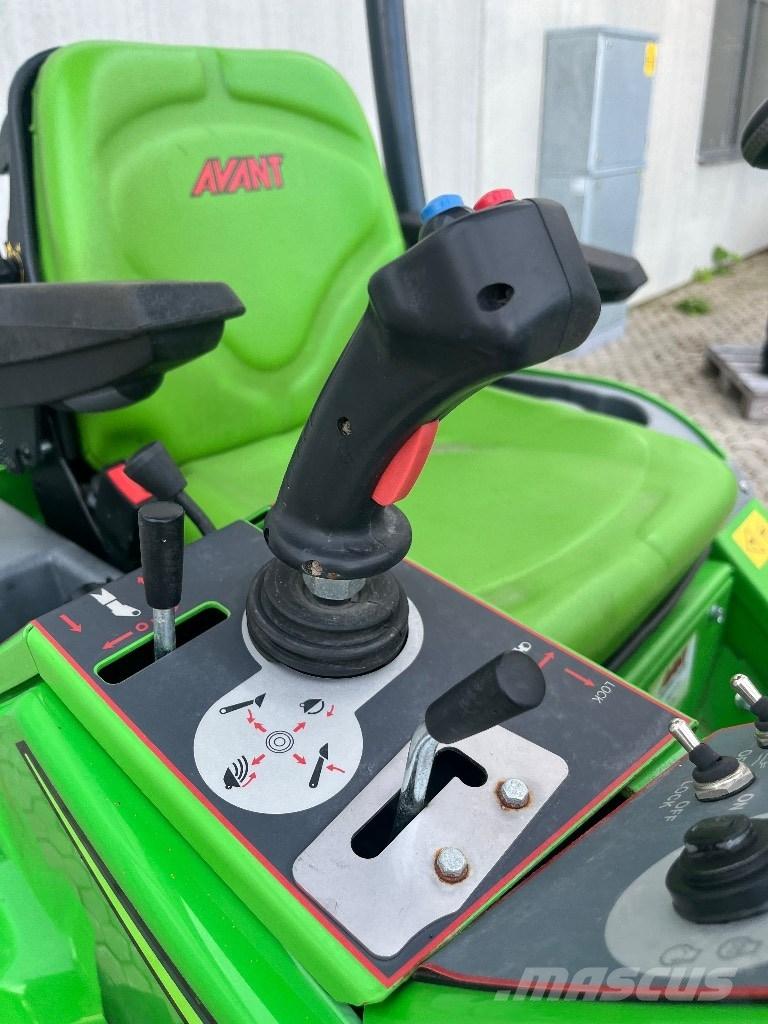 Avant 528 Incarcatoare multifunctionale
