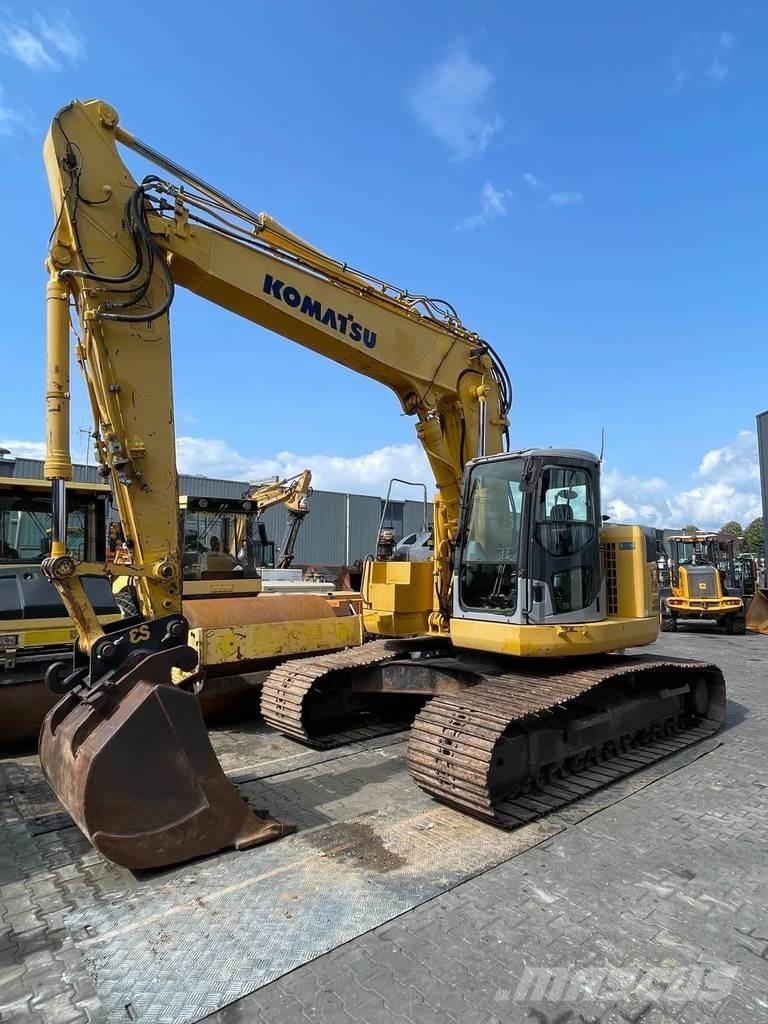 Komatsu PC228US-3 Excavatoare pe șenile
