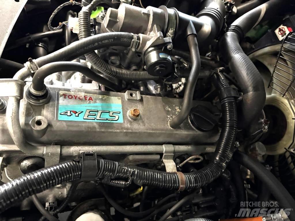 Cesab 10493 M325G Stivuitor GPL