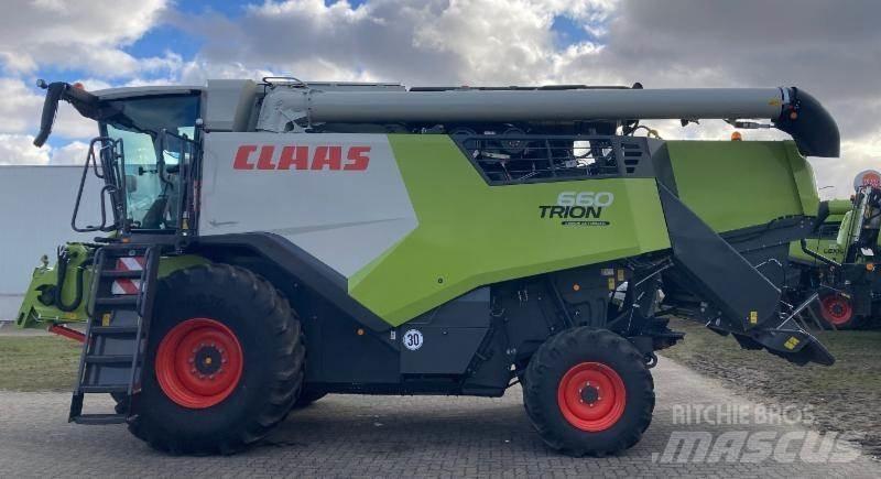 CLAAS TRION 660 Combine de secerat