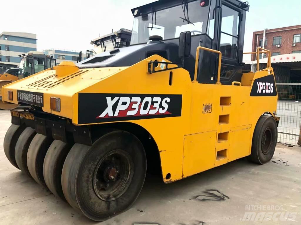 XCMG XP303 Cilindri compactori cu roti