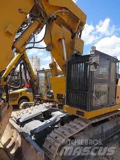 Liebherr 944C Excavatoare speciale