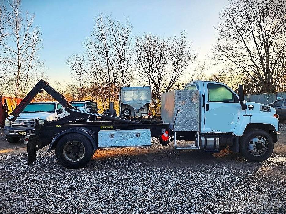 GMC 7500 Camion cu carlig de ridicare