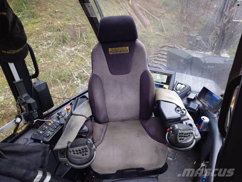Ponsse ERGO 8W Combine forestiere