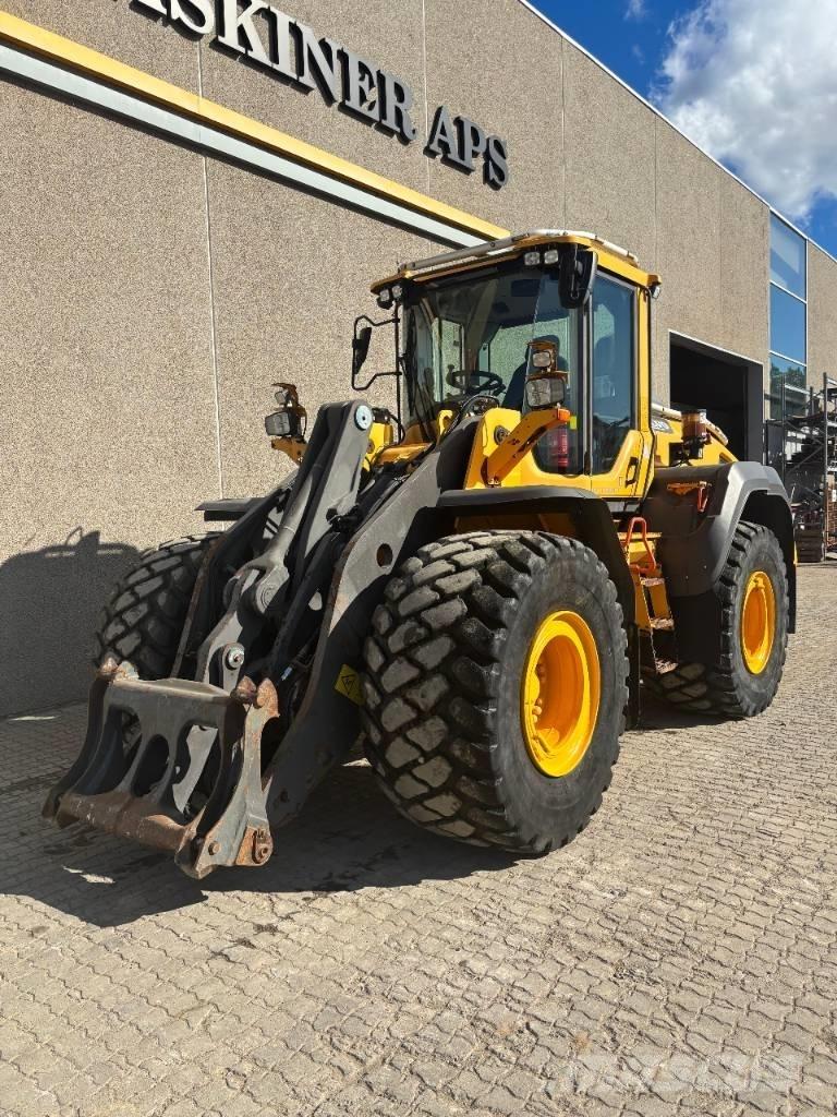 Volvo L 120 H Incarcator pe pneuri