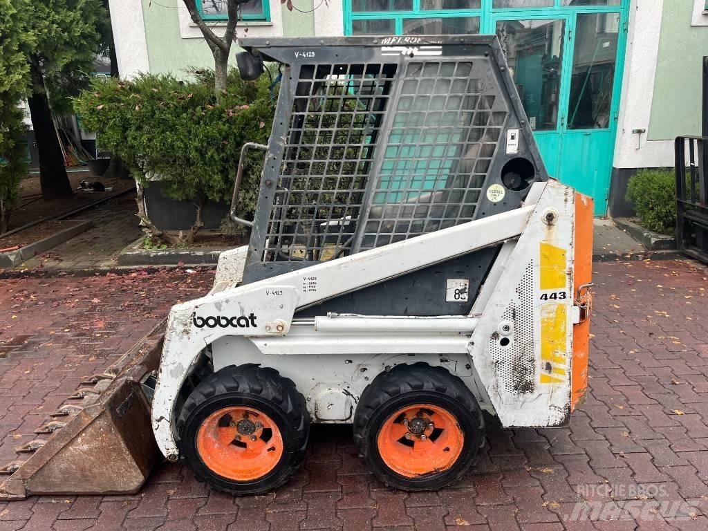 Bobcat 443    V-4129 Stivuitoare telescopice