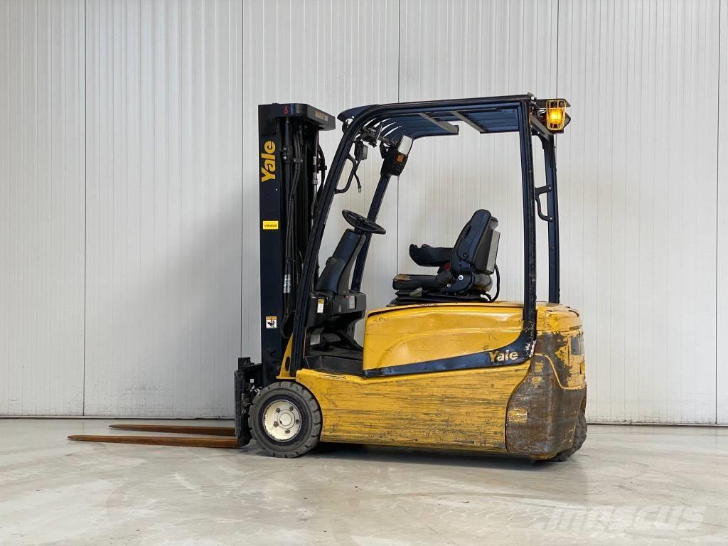 Yale ERP20VT LWB Stivuitor electric
