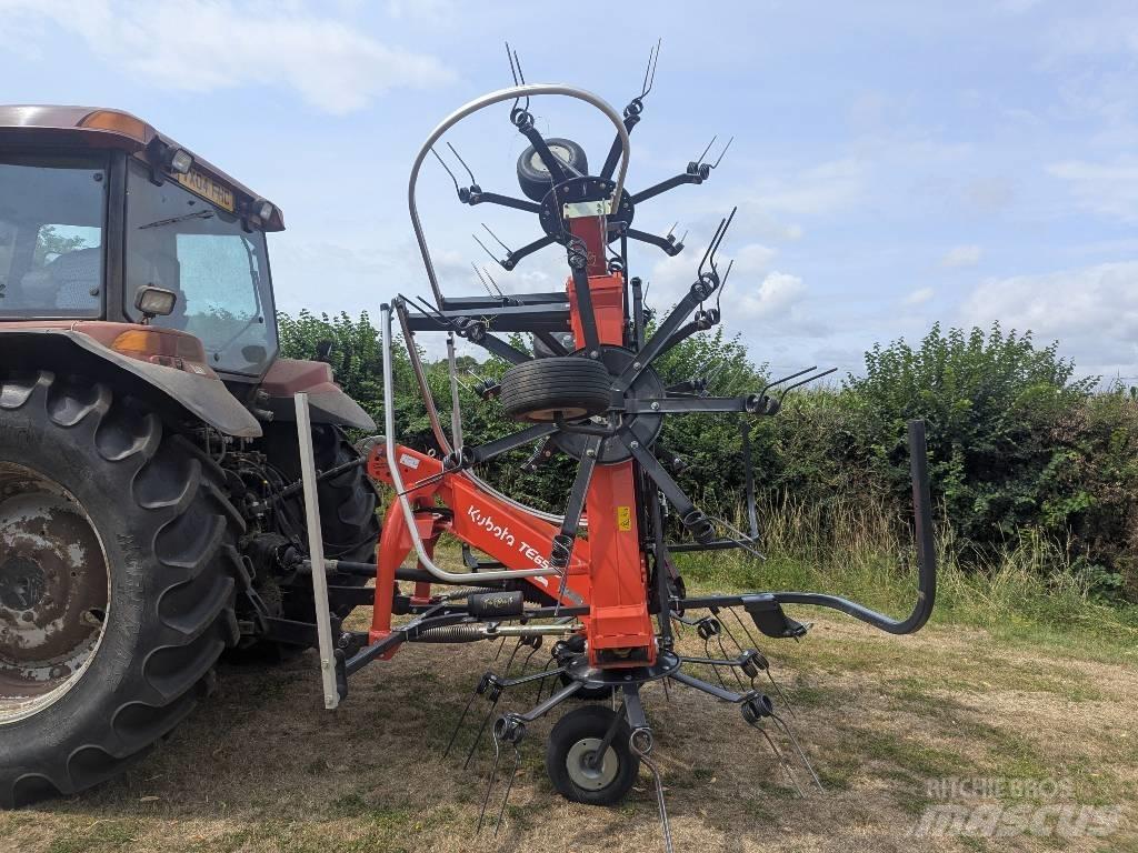 Kubota TE 6576 Accesorii pentru mașini de fân și furaje