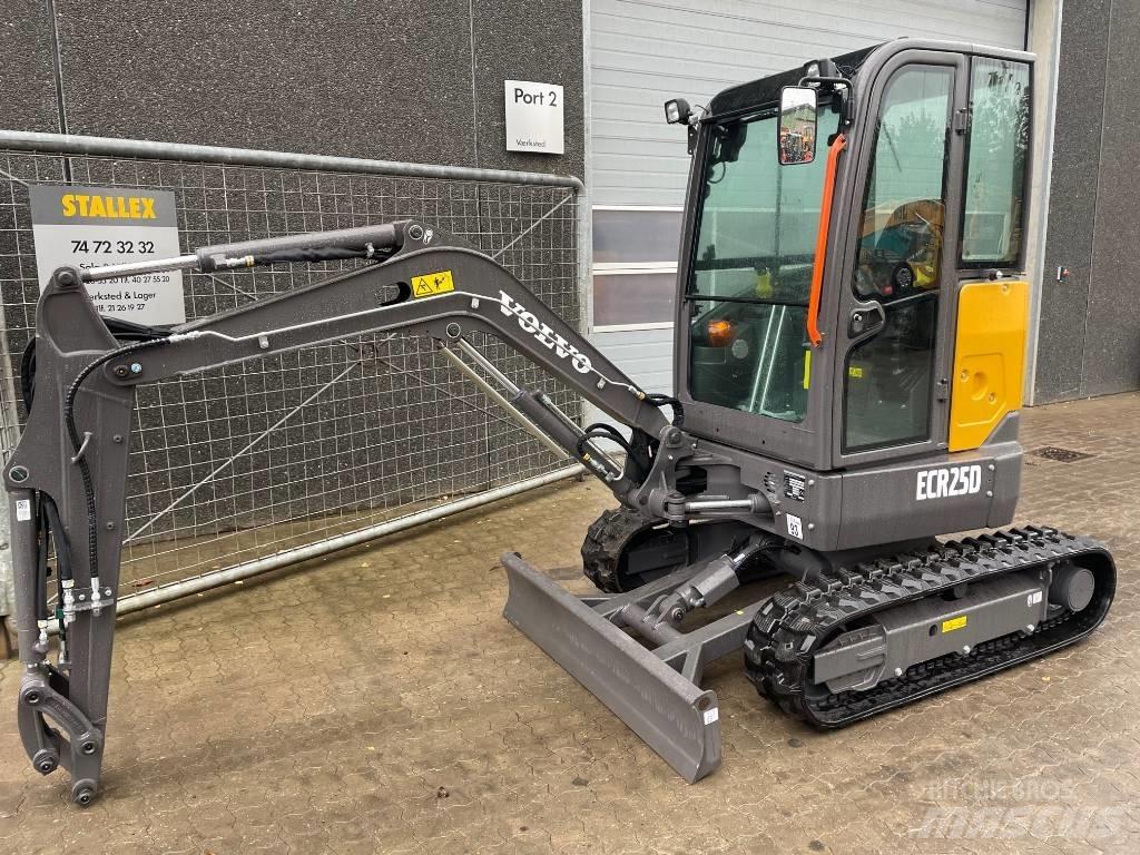 Volvo ECR25D Mini excavatoare < 7t