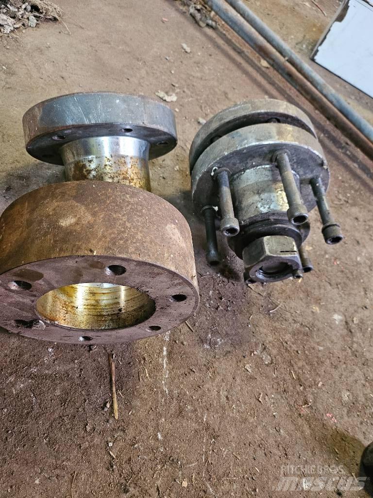  Ukjent 2000 Capete pentru culegatoare
