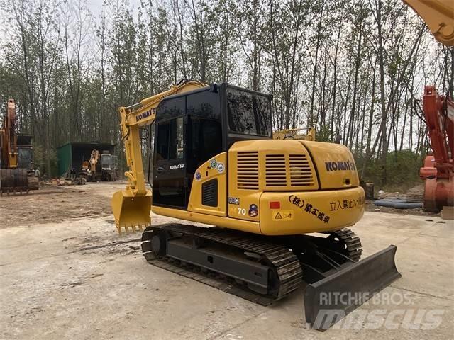 Komatsu PC70-8 Excavatoare pe șenile
