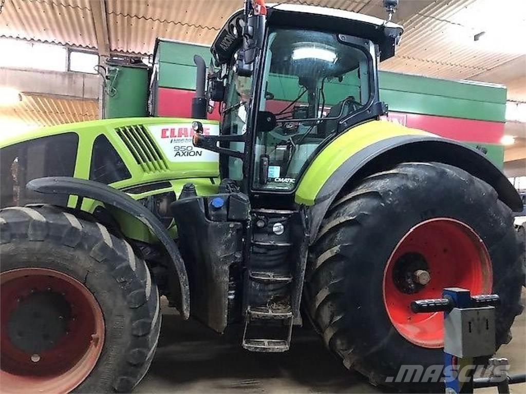 CLAAS Axion 950 Tractoare