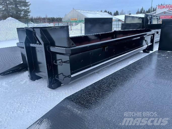 Multilift konteiner Containere speciale