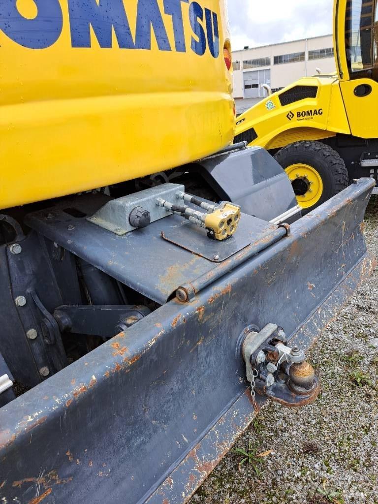 Komatsu PW148-11 Excavatoare cu roti