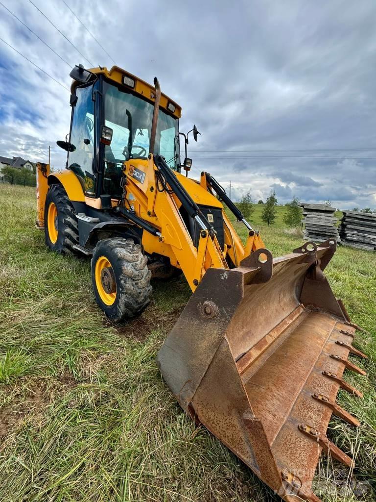JCB 3CX Buldoexcavatoare