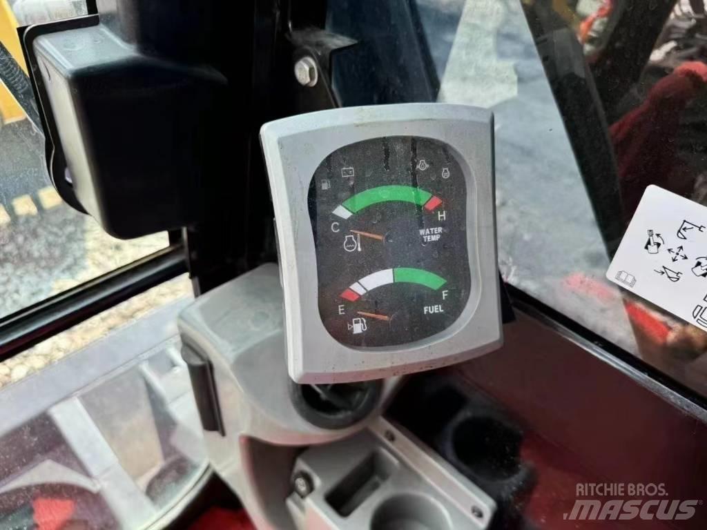 CAT 307E2 Excavatoare pe șenile

