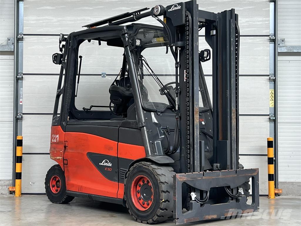 Linde E50HL-01 Stivuitor electric