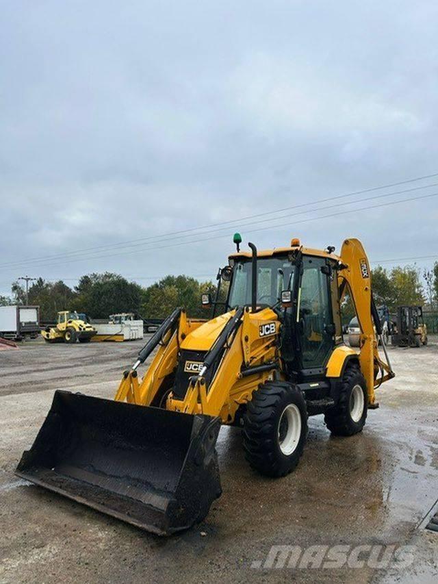 JCB 3CX Compact Buldoexcavatoare