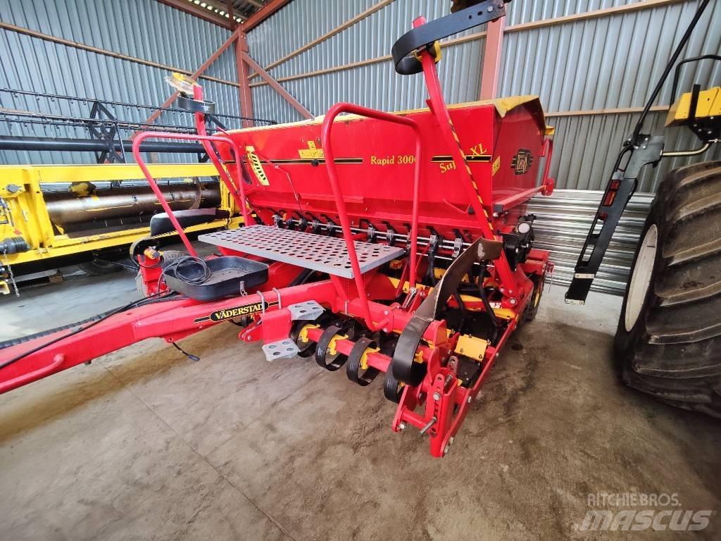 Väderstad Rapid300C Perforatoare