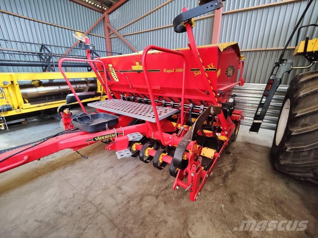Väderstad Rapid300C Perforatoare