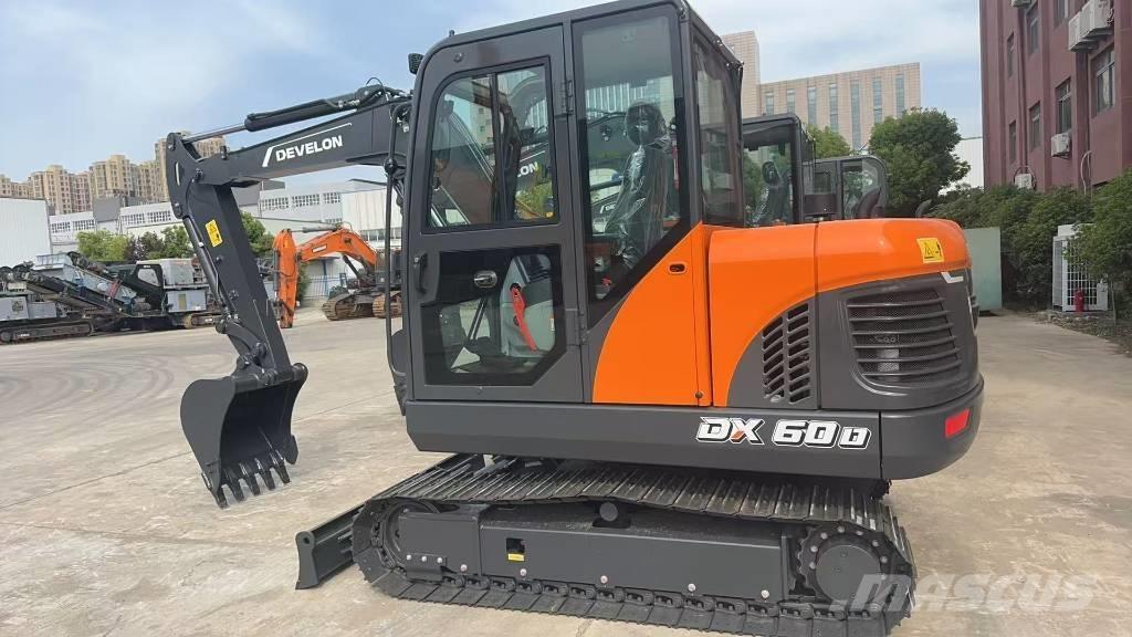 Doosan DX60 Excavatoare pe șenile
