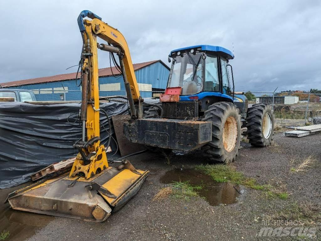 New Holland TV 6070 Ferastrau pe benzina si ferastraie de curatare