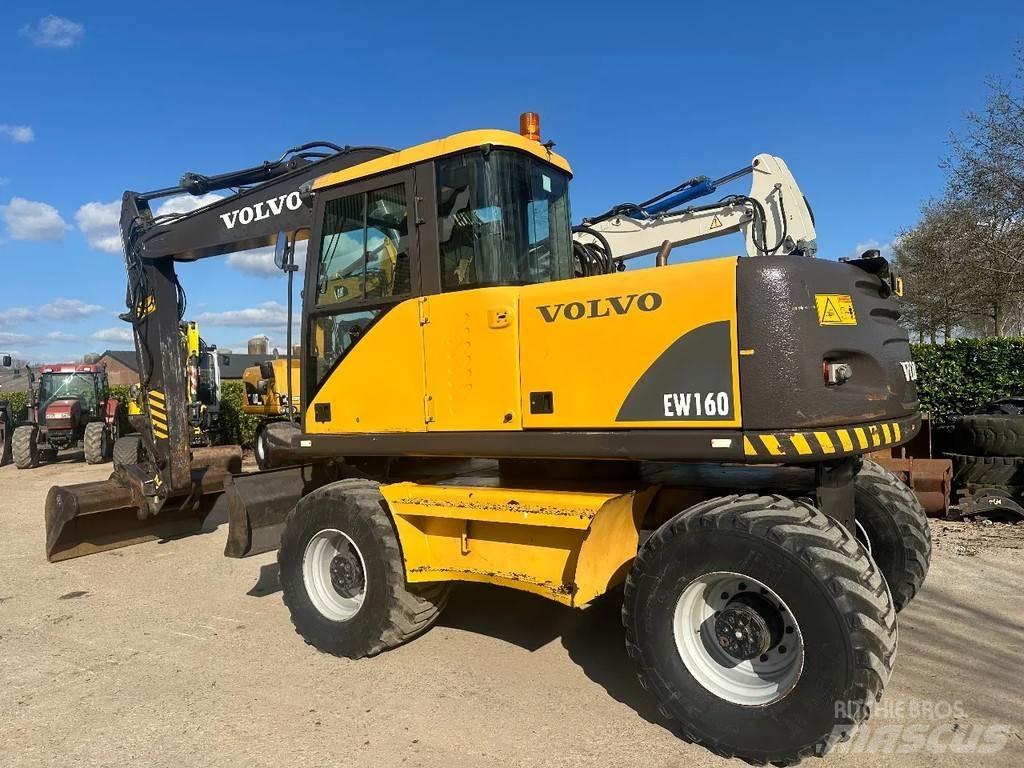 Volvo EW160 Excavatoare cu roti