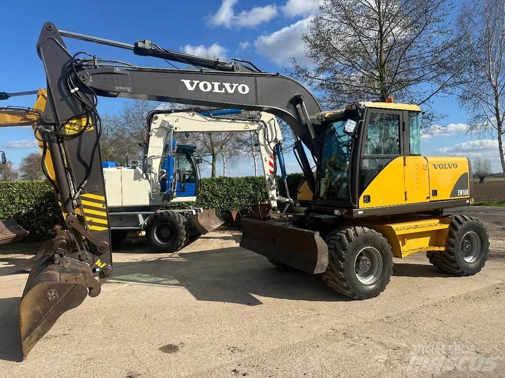 Volvo EW160 Excavatoare cu roti