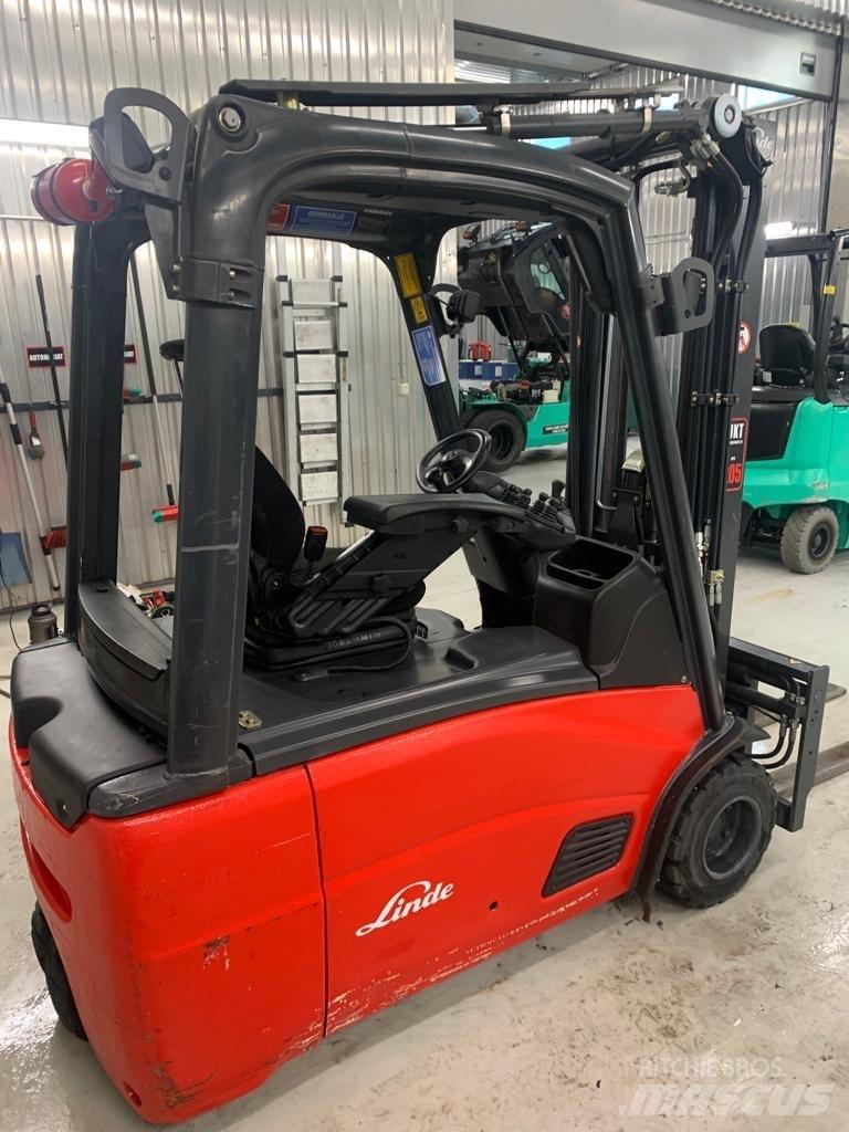 Linde E18 L Stivuitor electric