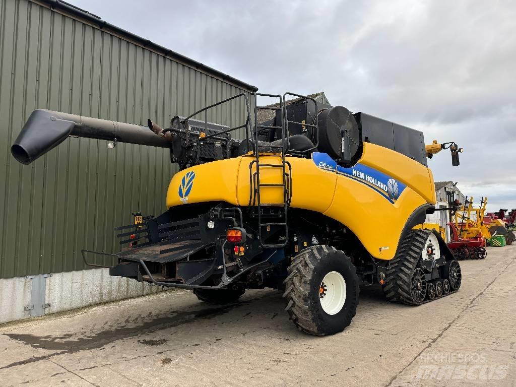 New Holland CR 9090 Combine de secerat