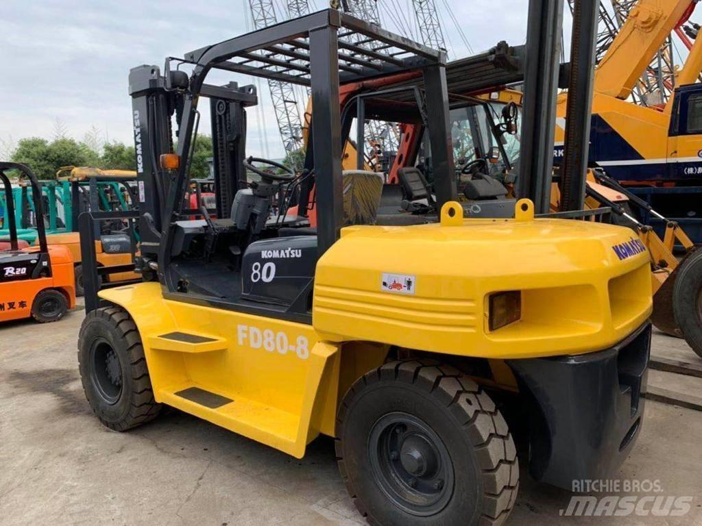 Komatsu 8 Ton Stivuitor diesel