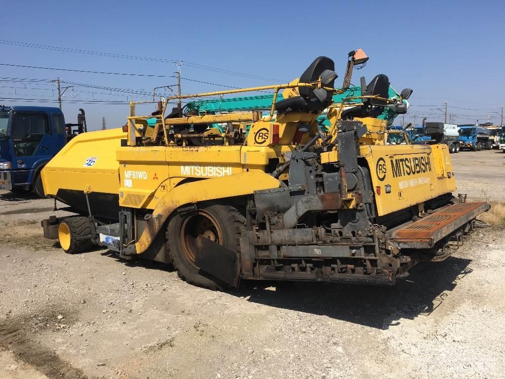 Mitsubishi MF61WD Pavatoare asfalt