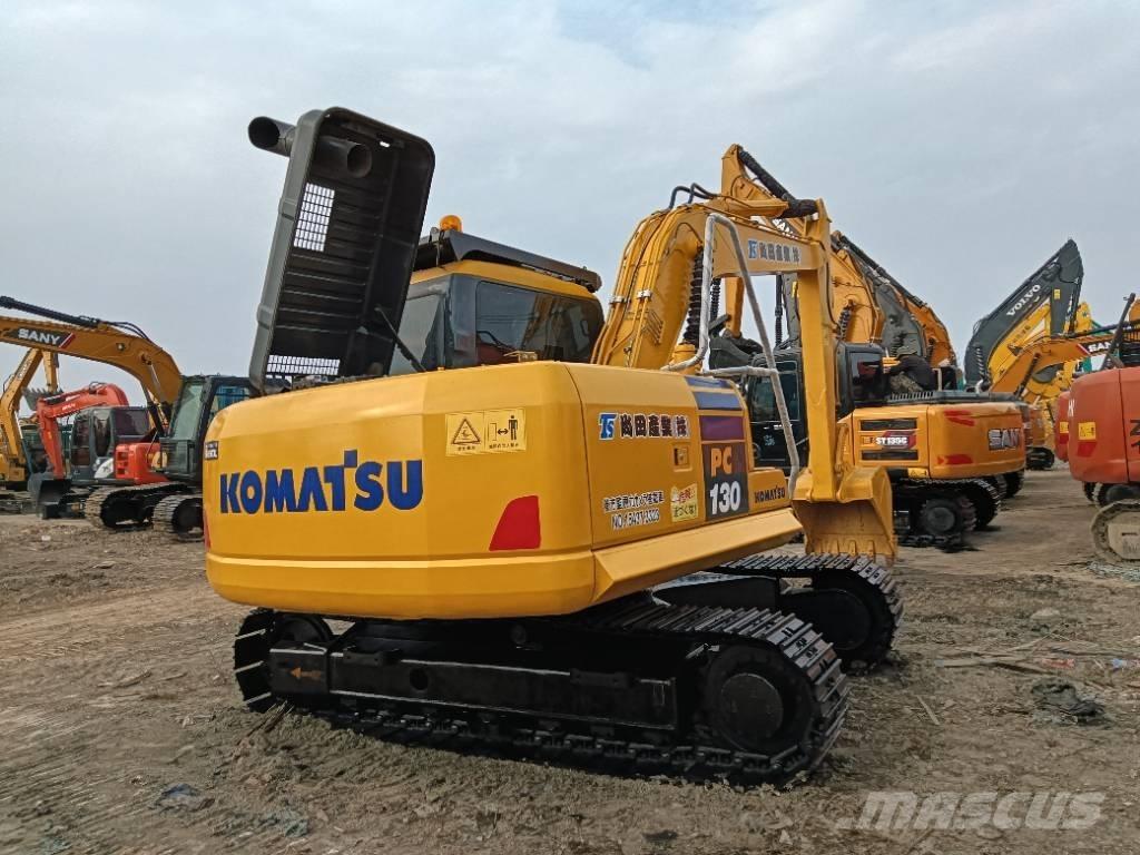 Komatsu PC 130 Excavatoare pe șenile
