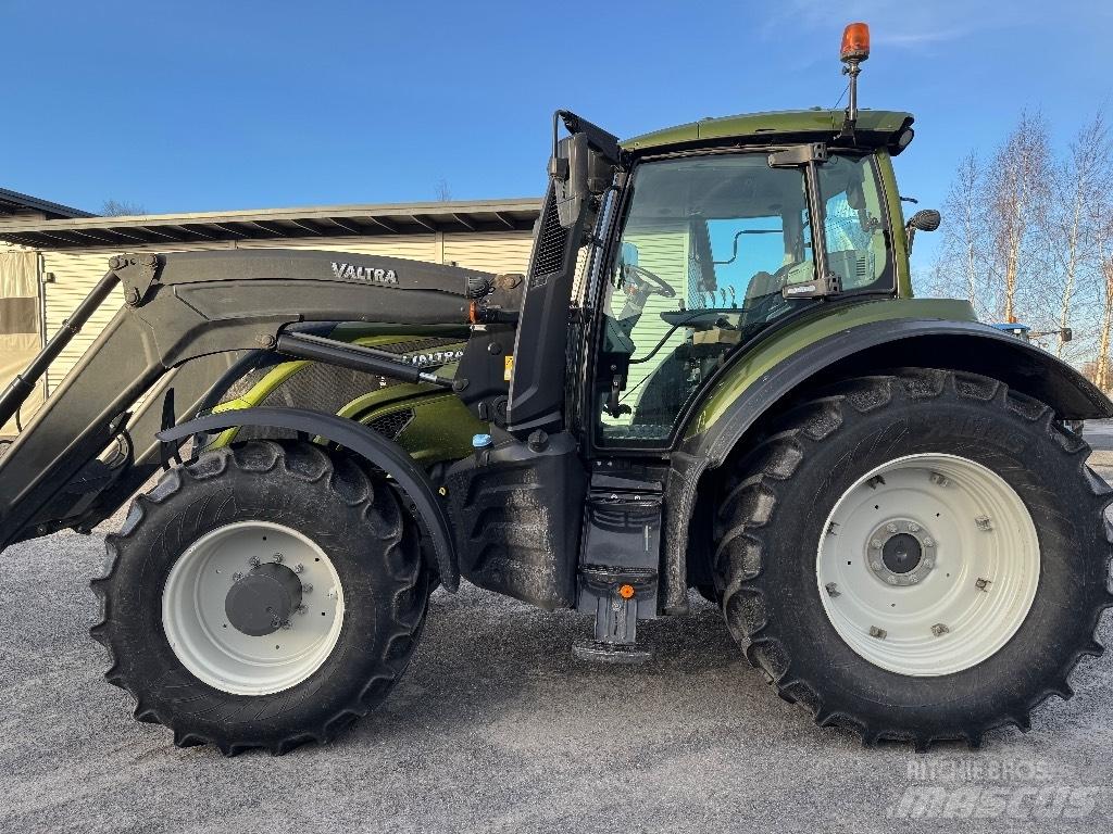 Valtra T174 EA Tractoare