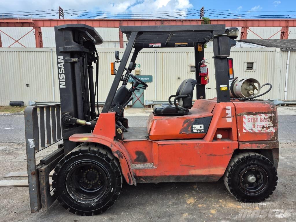 Nissan F04 B 40 H Strivuitoare-altele