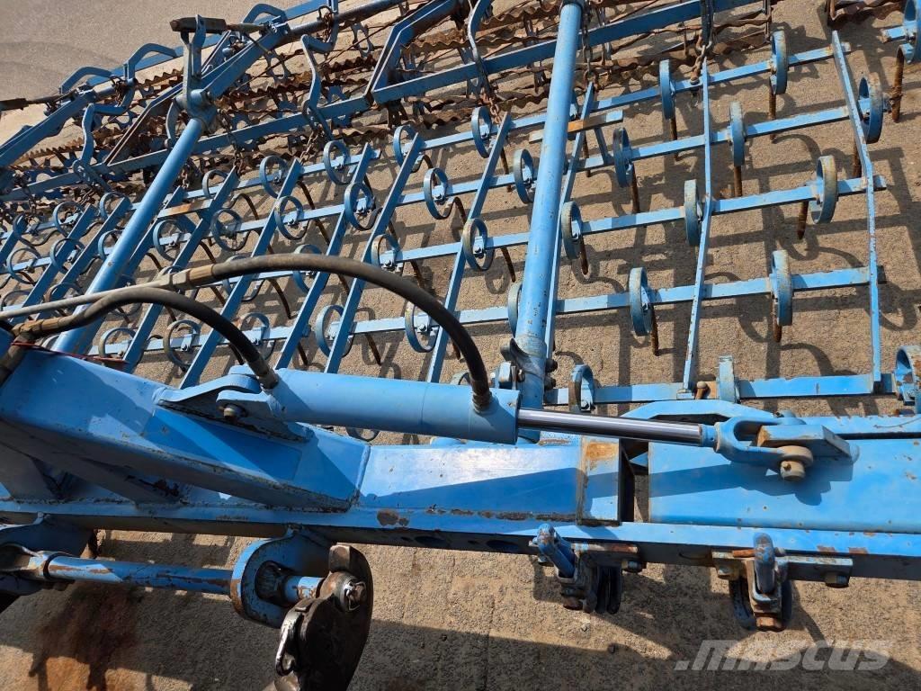 Lemken Koralle 4/560 Cultivatoare