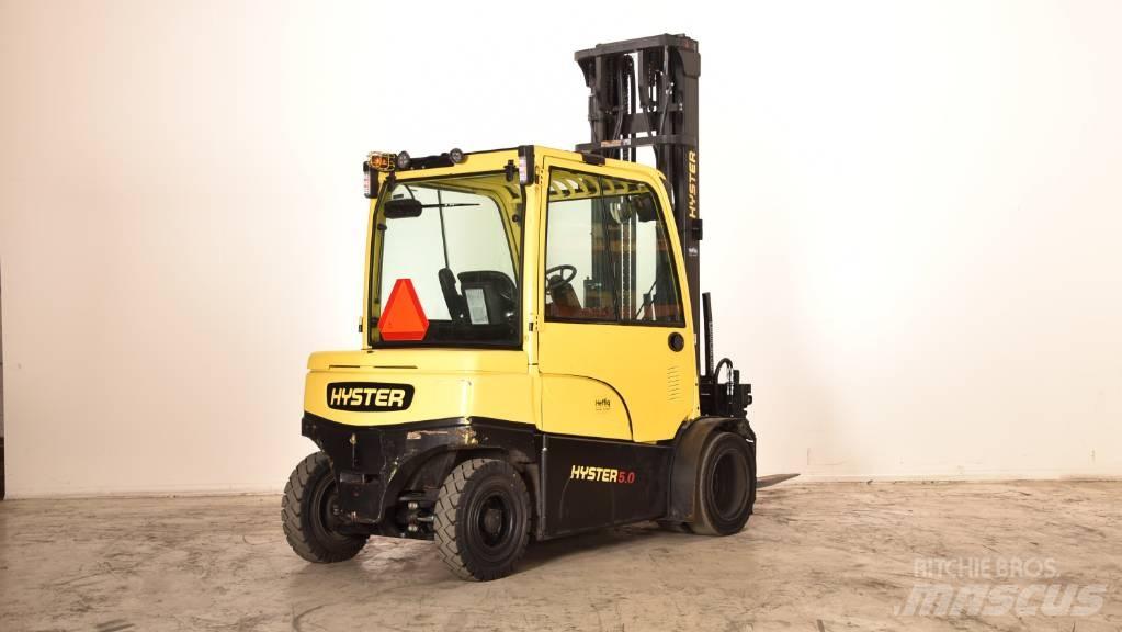Hyster J5.0XN Stivuitor electric
