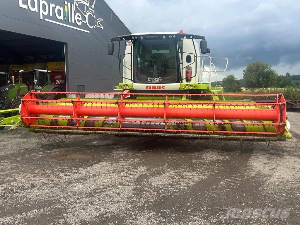 CLAAS Lexion 660 Combine de secerat