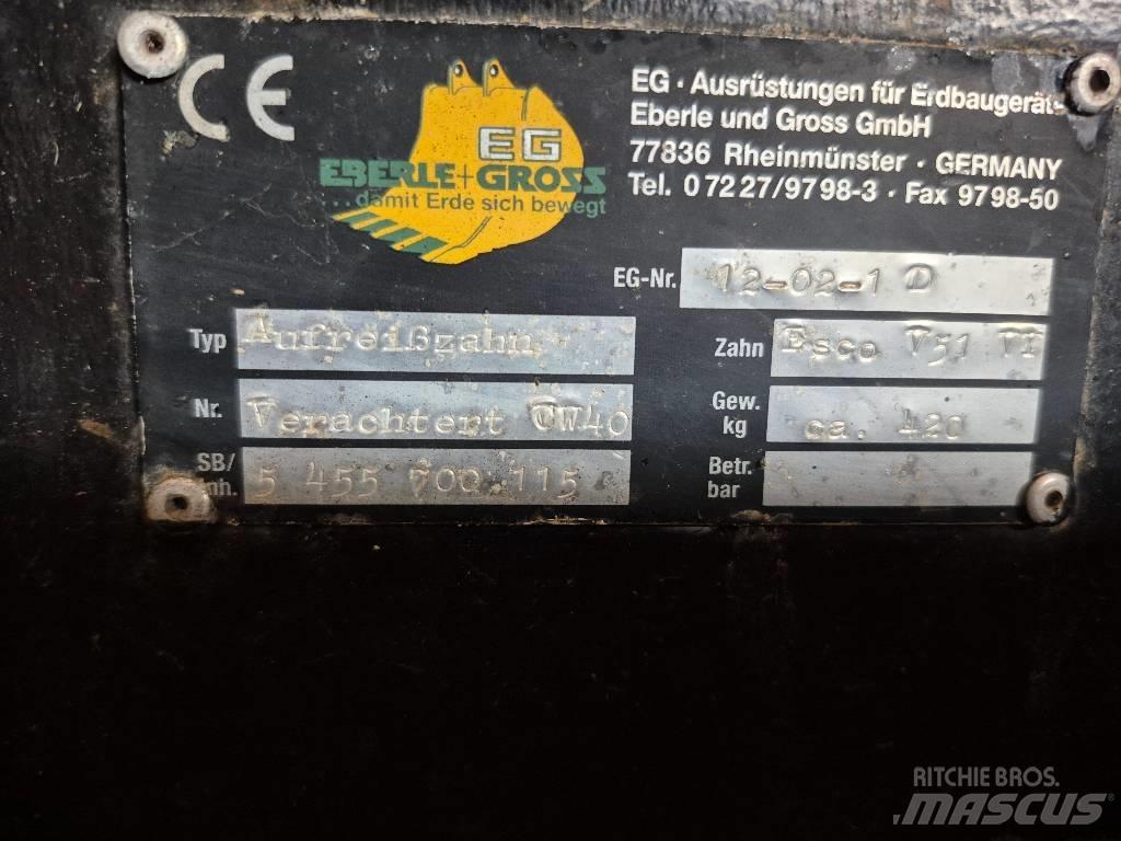 CAT CW 40 Scarificatoare