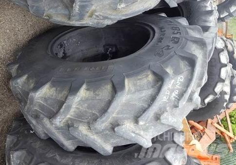  Pneu 14.9R24 Roti