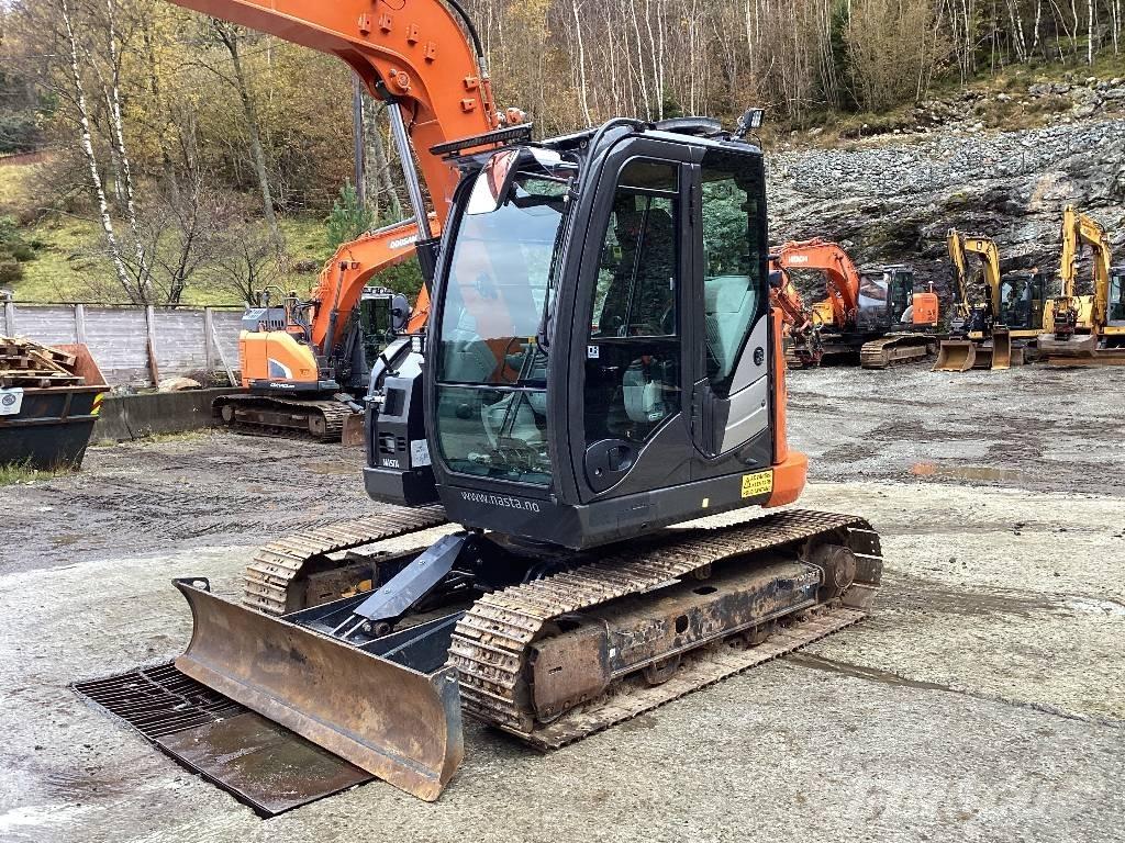 Hitachi ZX85US-6 Excavatoare 7t - 12t