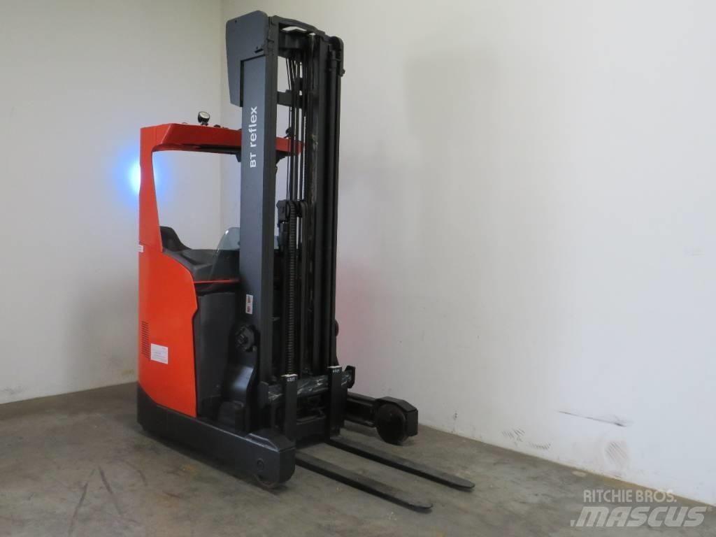 BT RR E 160 HC Stivuitor cu catarg retractabil