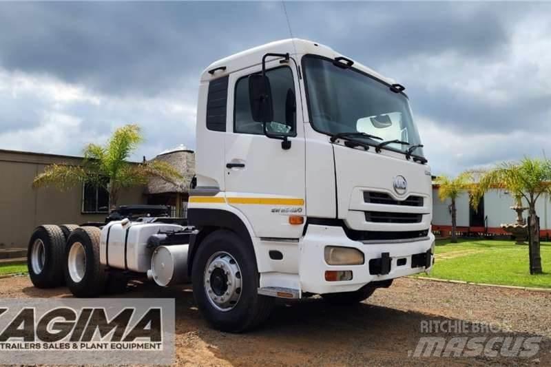UD Quon 490 Altele