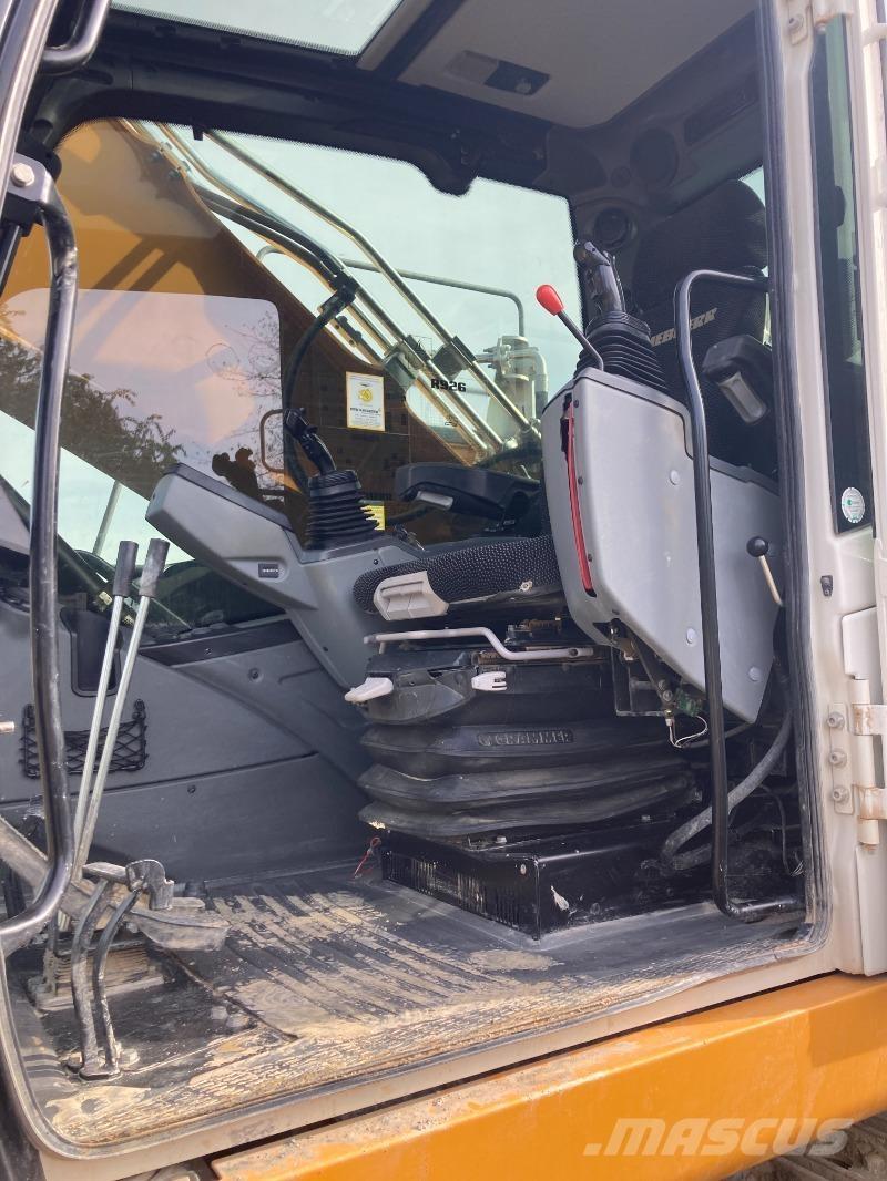 Liebherr R926 Excavatoare pe șenile
