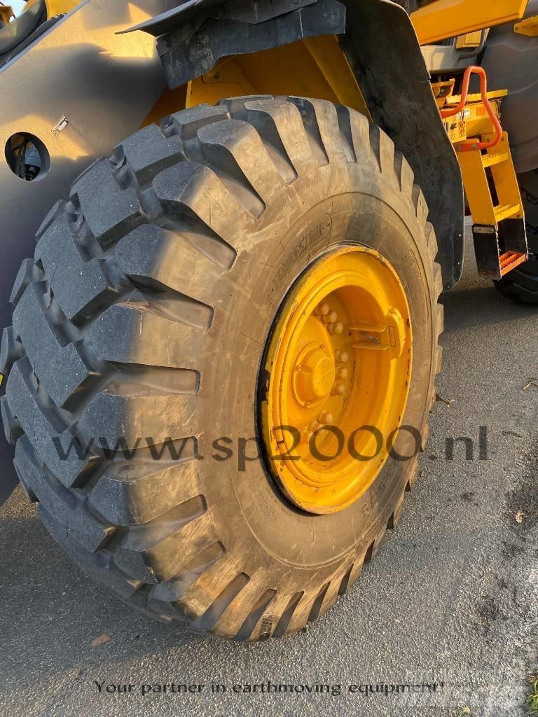 Volvo L 120 H Incarcator pe pneuri