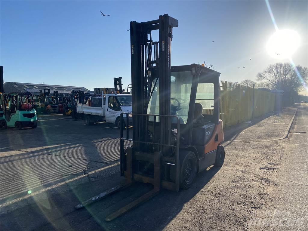 Doosan D30S-5 Stivuitor diesel