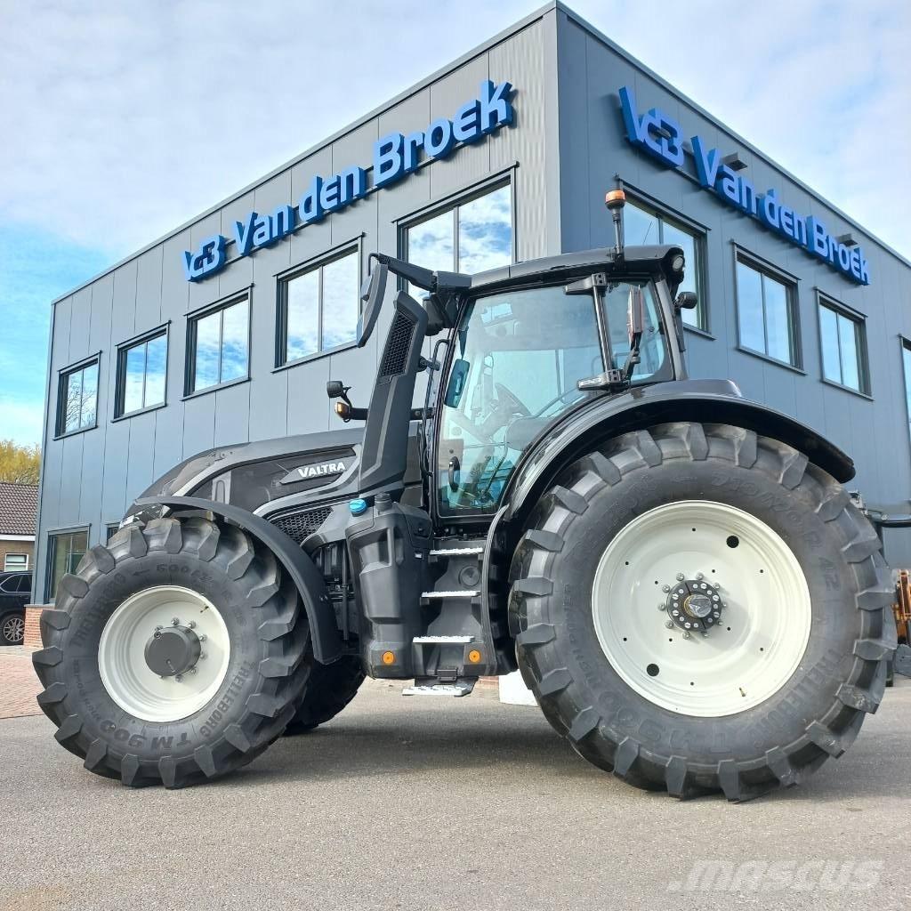 Valtra Q 305 DEMO Tractoare