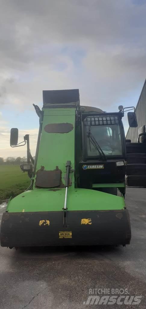 Faresin Leader 2600 Mixere furaje