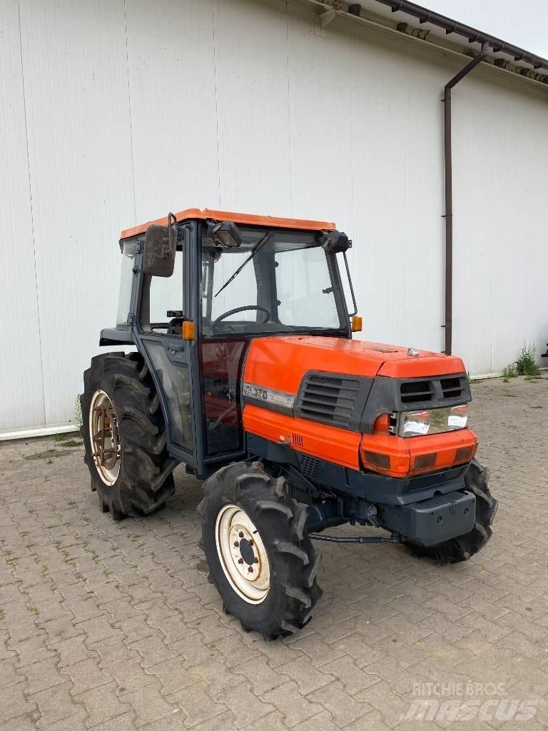 Kubota GL 320 Tractoare compacte